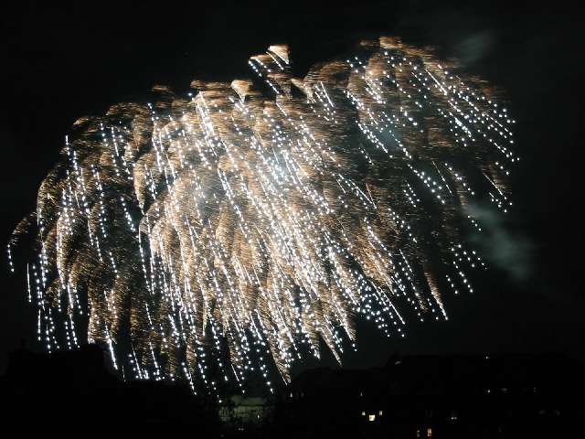 Domfeuerwerk 300m entfernt mit Superblick