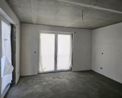 Schlafzimmer von der Zimmertür gesehen Schlafzimmer von der Zimmertür gesehen