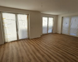 Wohnzimmer von der Zimmertür aus Wohnzimmer von der Zimmertür aus