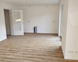 Wohnzimmer aus der Südwest-Ecke gesehen Wohnzimmer aus der Südwest-Ecke gesehen