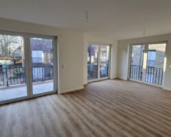 Wohnzimmer von der Zimmertür aus Wohnzimmer von der Zimmertür aus